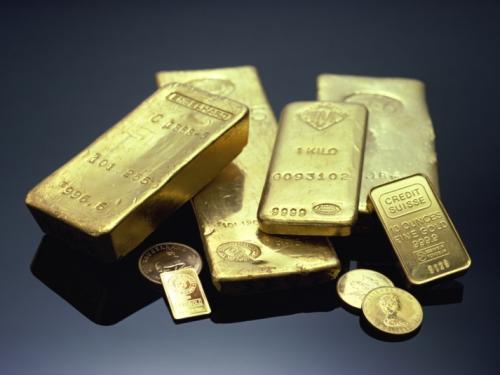 How often does the 18-karat gold price per ounce change?